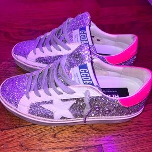 Selling NEVER worn golden goose. I love them just too big, size 29 (9)